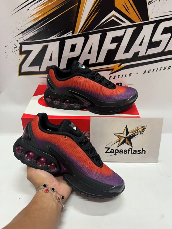 NIKE DN NARANJA/MORADO